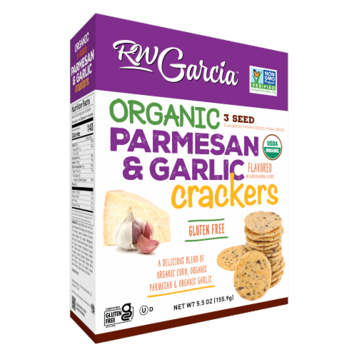 RW Garcia™ Organic Parmesan and Garlic Crackers Perspective: front