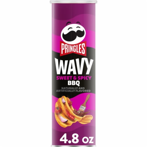 Pringles Sweet and Spicy BBQ Potato Crisps Chips Perspective: front