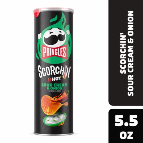Pringles® Scorchin' Sour Cream and Onion Potato Crisps Chips Perspective: front