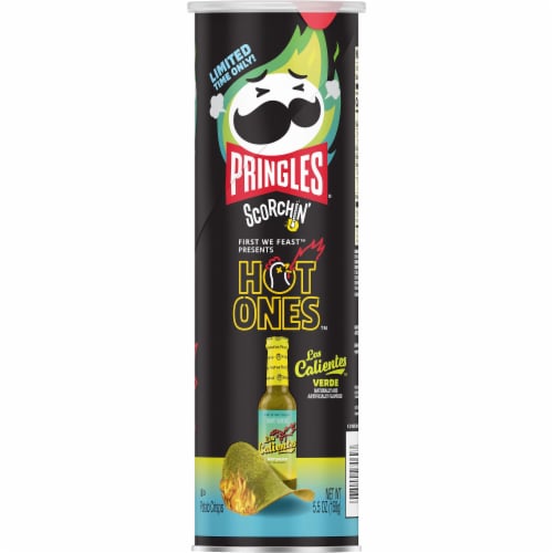 Pringles Los Calientes Verde Potato Crisps Chips Perspective: front