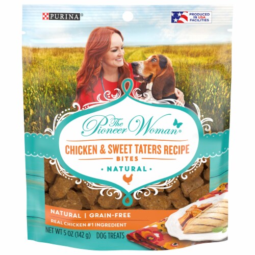 The Pioneer Woman® Chicken & Sweet Taters Bites Dog Treats Perspective: front