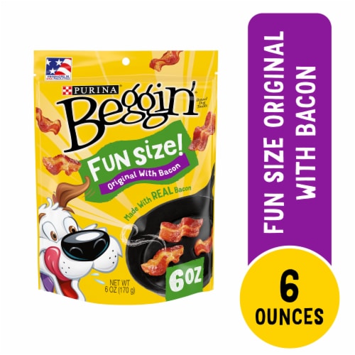 Purina Beggin' Strips Fun Size Original Dog Treats with Bacon Flavor Perspective: front