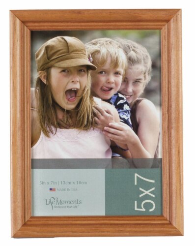 Pinnacle Life Moments Picture Frame - Natural Wood Perspective: front