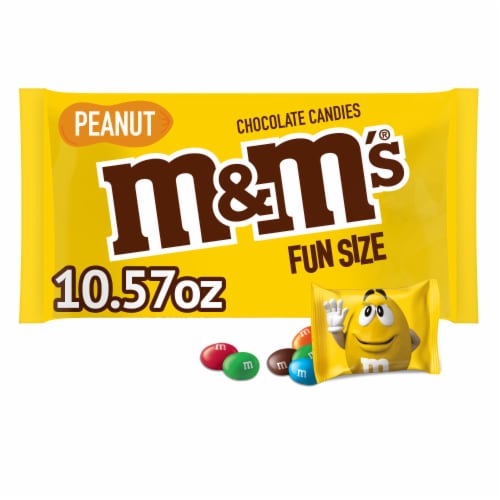 M&M'S Fun Size Peanut Milk Chocolate Candy Bag Perspective: front
