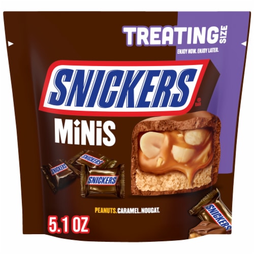Snickers Minis Milk Chocolate Bars Treating Size Candy Bag Perspective: front