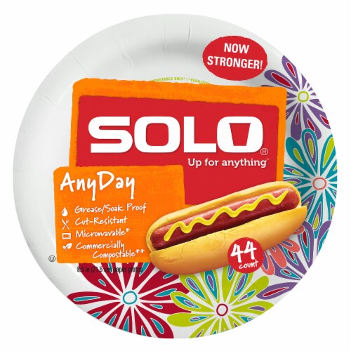 Solo® Heavy Duty Paper Plates Perspective: front