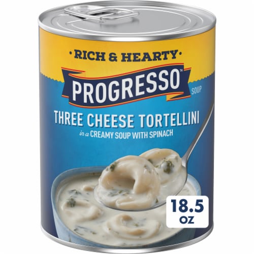 Progresso™ Rich & Hearty Three Cheese Tortellini Soup Perspective: front