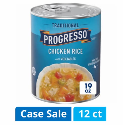Progresso™ Traditional Chicken Rice with Vegetables Soup Perspective: front