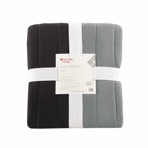 Everyday Living® Twin/Twin XL Microplush Quilt - Black/Gray, Twin