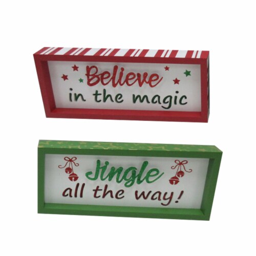 Holiday Home Wood Signs Perspective: front
