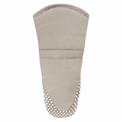 Everyday Living Light Grey Silicon Oven Mitt Perspective: front