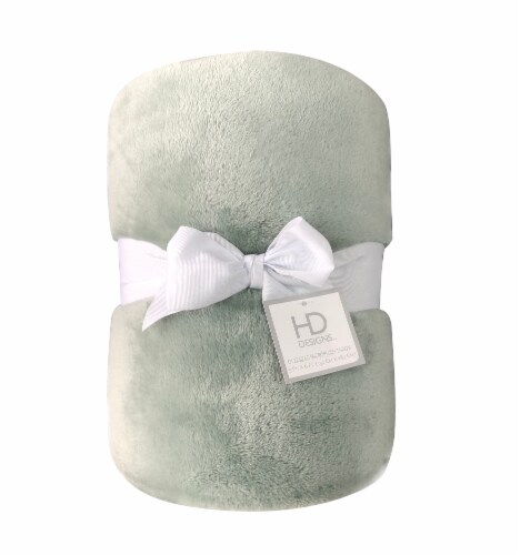 HD Designs™ Oversized Microplush Throw Perspective: front