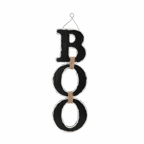 Holiday Home Boo Wall Sign Perspective: front