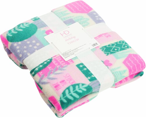 HD Designs Holiday Stuck on You Throw Blanket 50 x 60 in Kroger