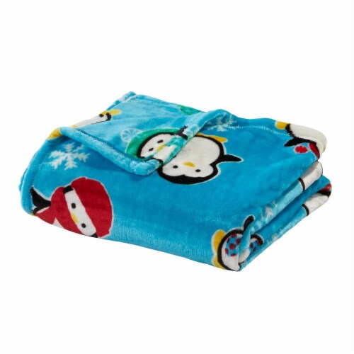 HD Designs Velvet Penguin Throw Blanket Perspective: front