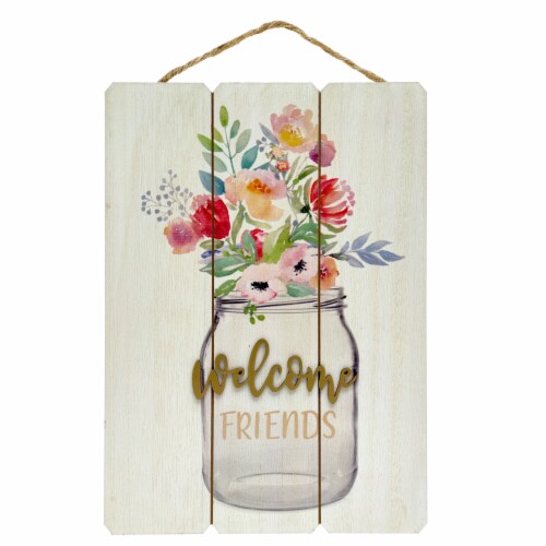 Holiday Home Welcome Friends Wall Sign Perspective: front