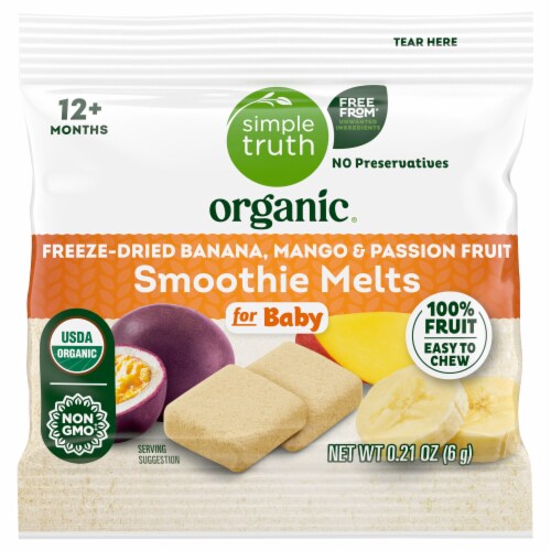 Simple Truth Organic® Banana Mango & Passion Fruit Freeze-Dried Smoothie Melts Snacks Perspective: front