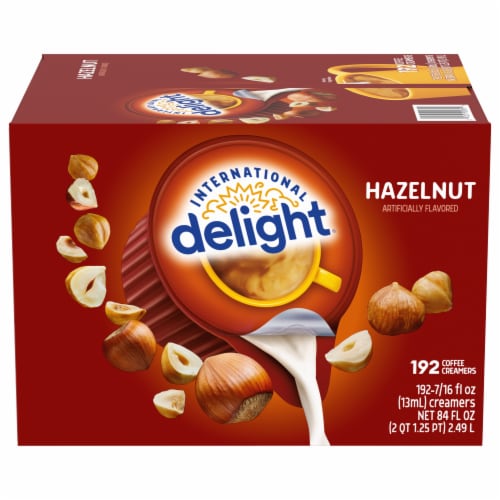 International Delight® Hazelnut Coffee Creamer Singles Perspective: front