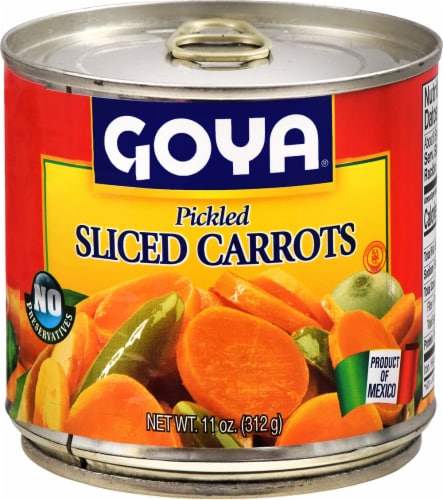 Goya Pickled Sliced Carrots Perspective: front