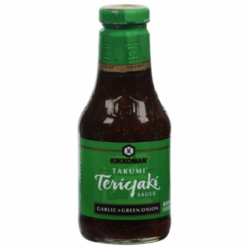 Kikkoman Takumi Garlic & Green Onion Teriyaki Sauce Perspective: front