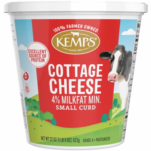 Kemps® 4% Milkfat Small Curd Cottage Cheese Perspective: front