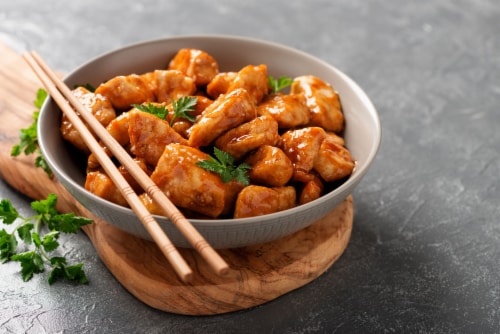 Chnese Kitchen General Tso's Chicken (NOT AVAILABLE BEFORE 11 A.M.) Perspective: front
