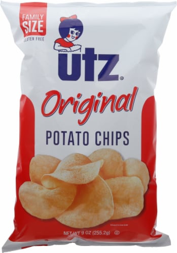 Utz Regular Potato Chips Perspective: front
