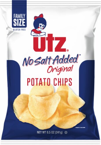 Utz® No Salt Added Original Potato Chips Perspective: front