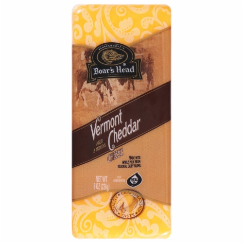 Boar's Head Vermont Yellow Cheddar Cheese Perspective: front