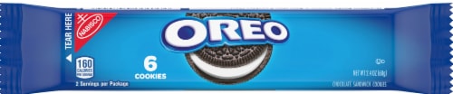 Oreo Chocolate Sandwich Cookies Perspective: front