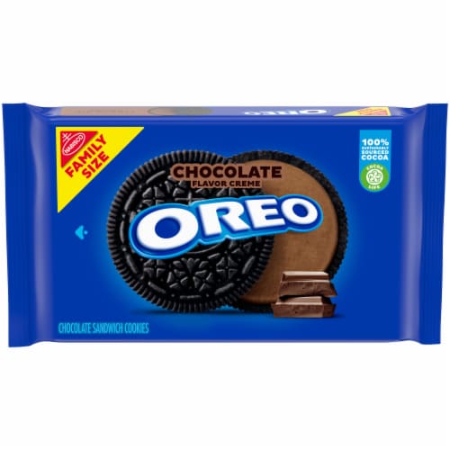 Oreo Chocolate Flavored Creme Chocolate Sandwich Cookies Perspective: front