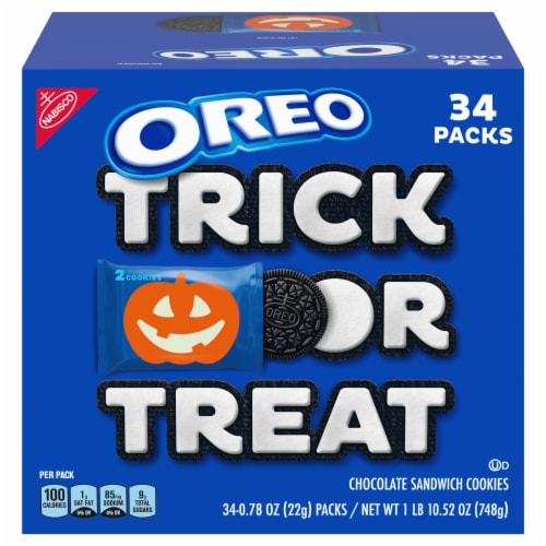 Oreo Boo! Chocolate Sandwich Cookies Perspective: front