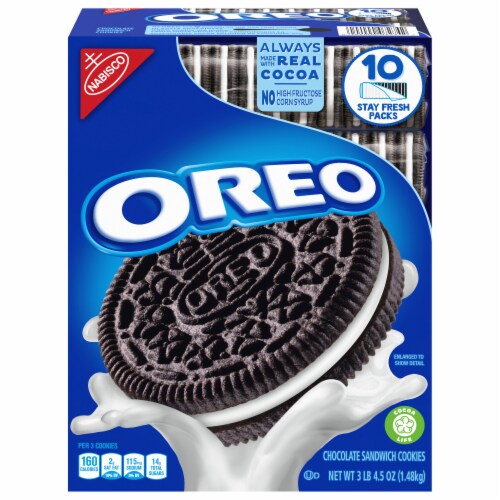 Oreo Chocolate Sandwich Cookies Stay Fresh Packs Perspective: front