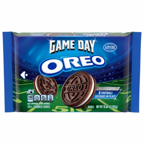 OREO Game Day Chocolate Sandwich Cookies Perspective: front