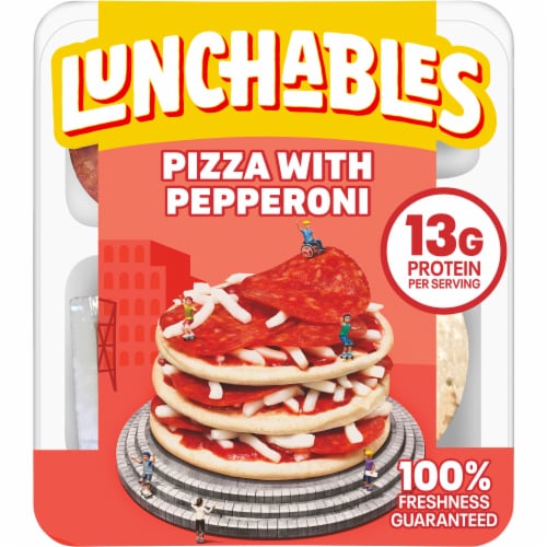 Lunchables Pizza with Pepperoni Snack Kit Perspective: front