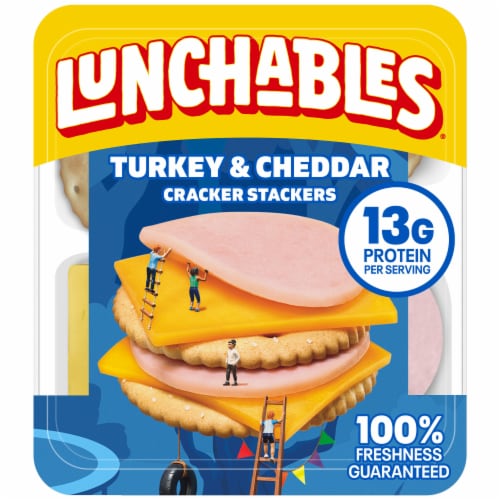 Lunchables Turkey & Cheddar Cheese with Crackers Snack Kit Perspective: front