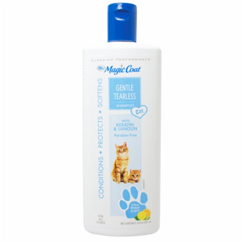 Four Paws® Tearless Cat Shampoo Perspective: front