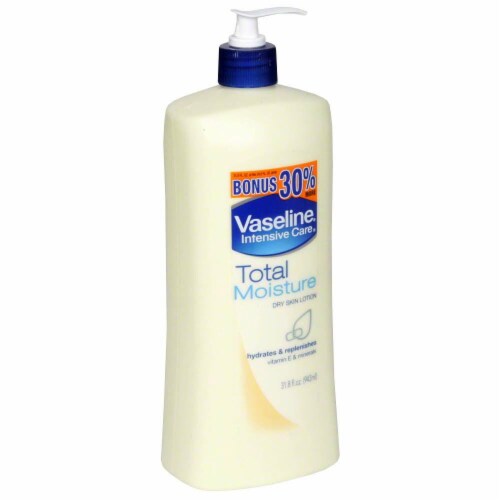 Vaseline Total Moisture Dry Skin Lotion Perspective: front
