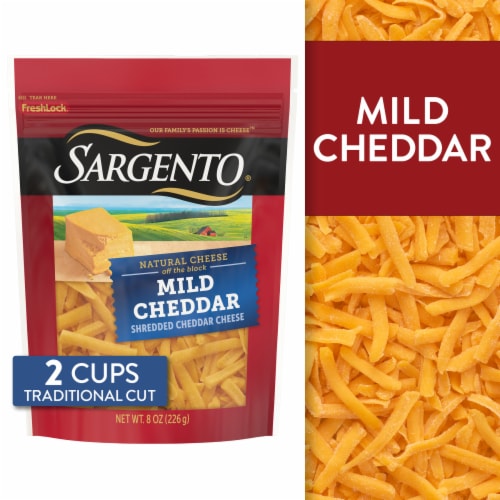 Sargento® Mild Cheddar Shredded Cheese Traditional Cut Perspective: front