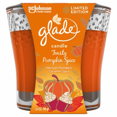 Glade Toasty Pumpkin Spice Candle Perspective: front