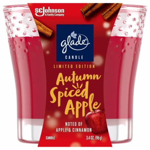 Glade® Limited Edition Autumn Spiced Apple Candle Perspective: front