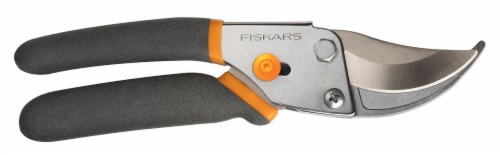 Fiskars® Traditional Bypass Pruner Perspective: front