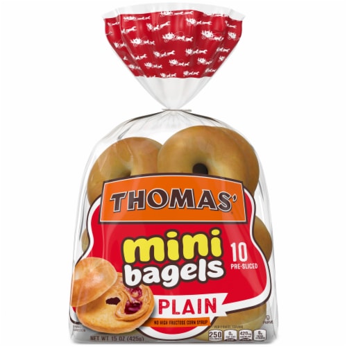 Thomas' Pre-Sliced Plain Mini Bagels Perspective: front