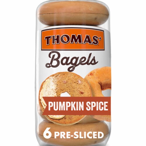 Thomas'® Pumpkin Spice Bagels Perspective: front