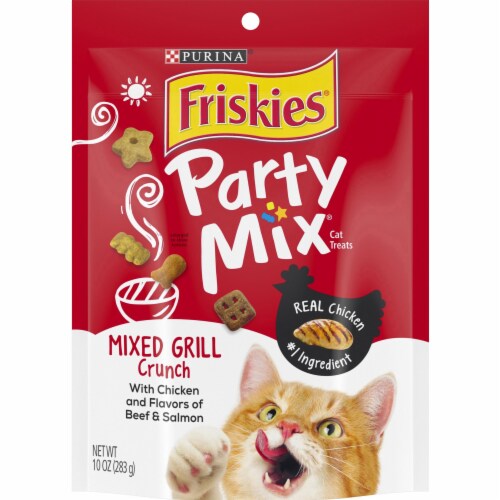 Friskies Party Mix Mixed Grill Crunch Cat Treats Perspective: front