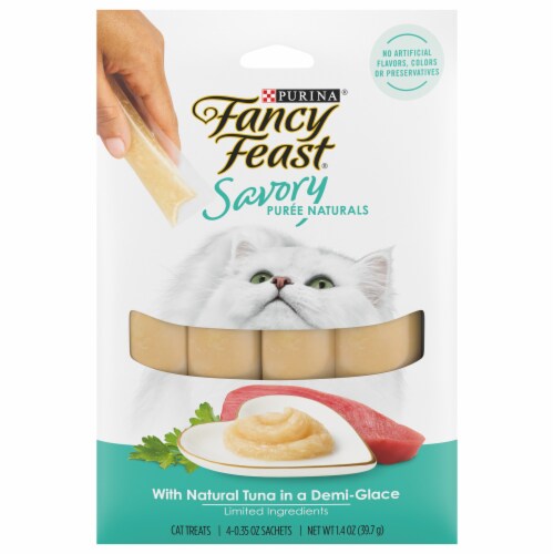 Purina Fancy Feast Savory Cat Treats Perspective: front