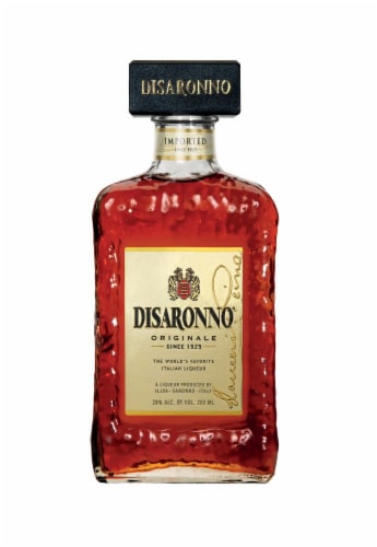 Disaronno Originale Amaretto Liqueur Perspective: front