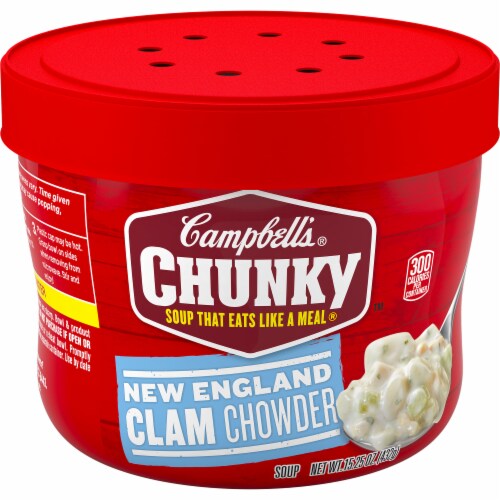 Campbell's® Chunky™ New England Clam Chowder Soup Microwavable Bowl Perspective: front