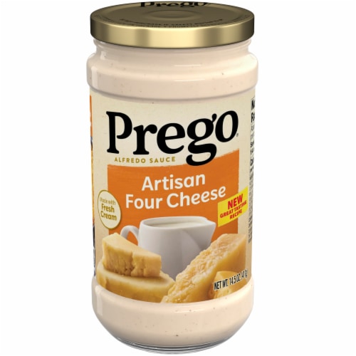 Prego Four Cheese Alfredo Pasta Sauce Perspective: front