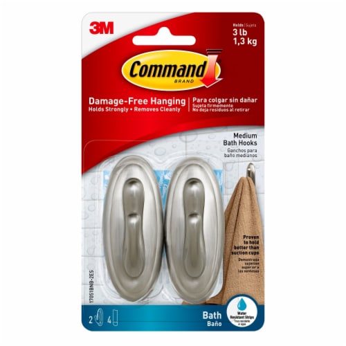 Command™ Traditional Medium Hooks Perspective: front